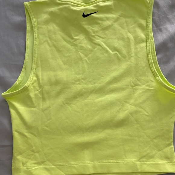 Nike Crop Tank Top - Picture 3 of 3